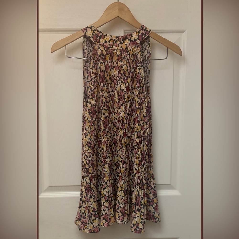 Pleione Halter Accordion-Pleated Floral Blouse – Size Large